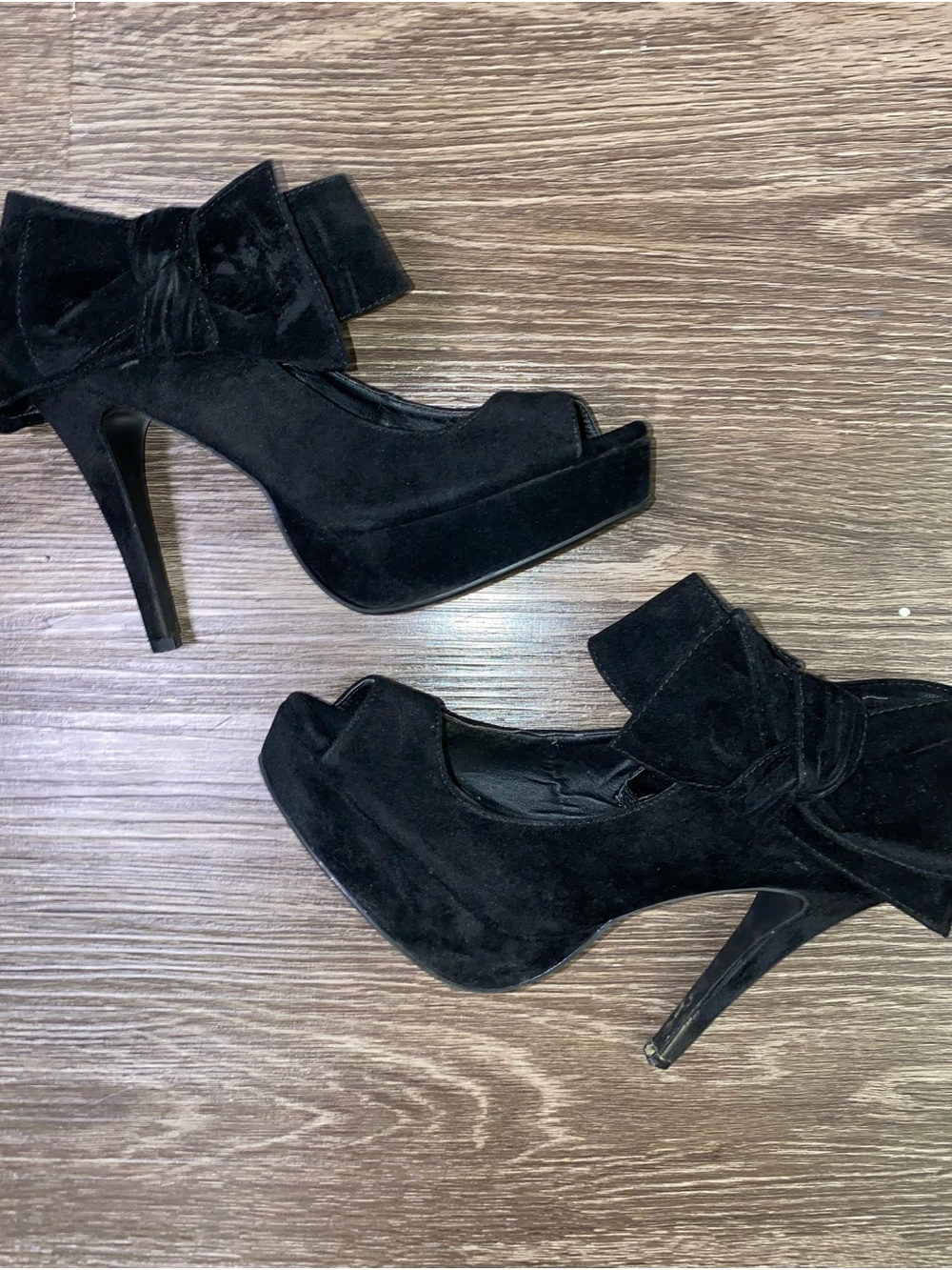 Anne Michelle Black Suede Platform Peep-Toe Heels with Bow Accent